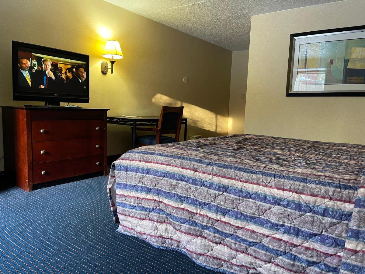 Budget Inn Temple Hills Zewnętrze zdjęcie